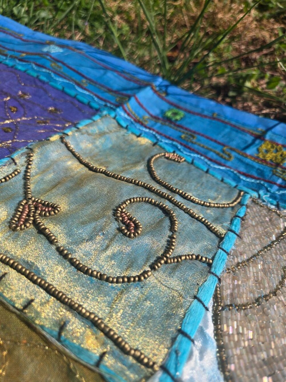 table runner - Picture 3 of 16